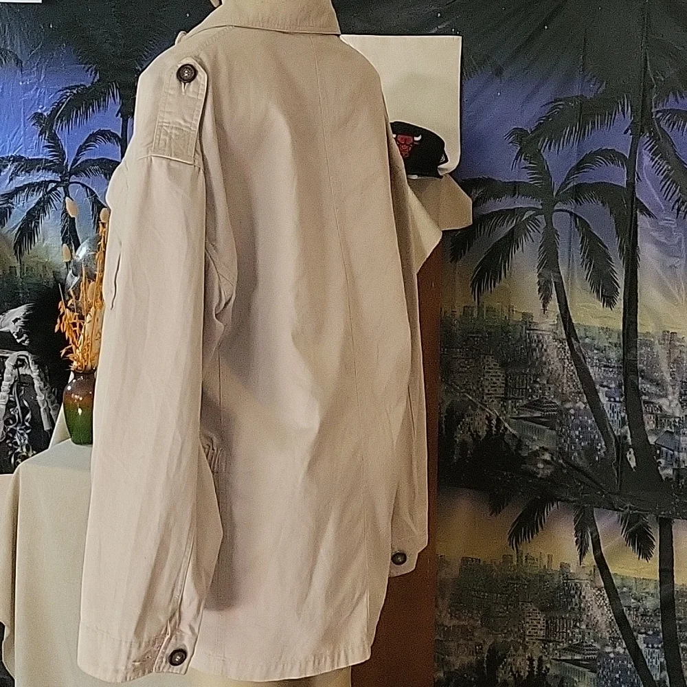 jacket - Picture 2 of 3